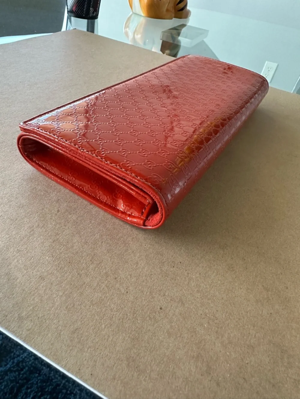 Gucci Glossy Red Patent GG Continental Clutch Wallet - Picture 5 of 12